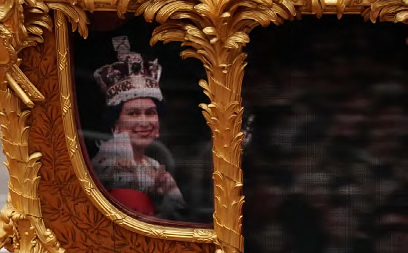 'Hologram' of the Queen in the Gold State Coach.
