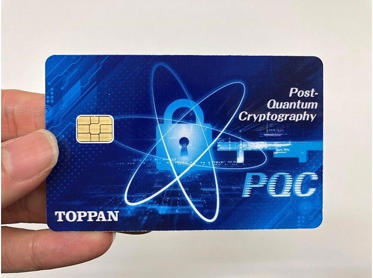 PQC CARD (© Toppan).